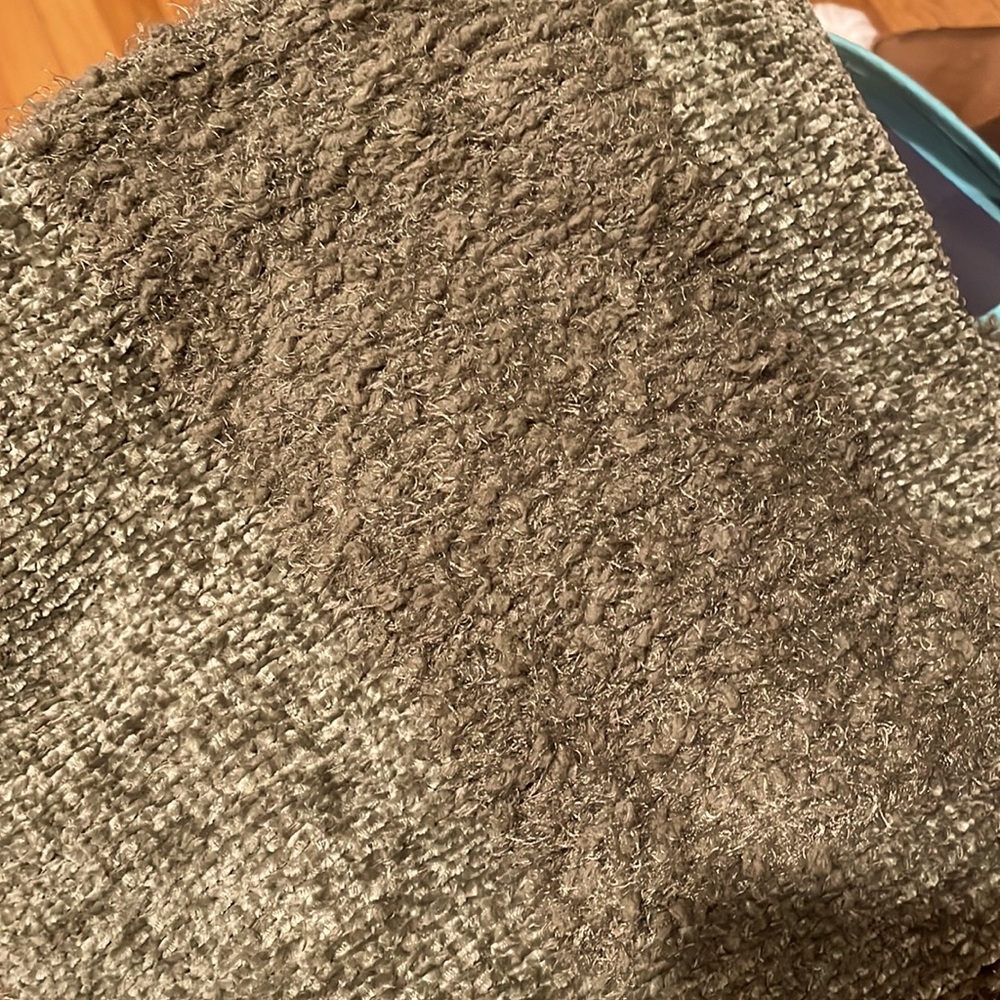 Pink rose sweater - Picture 6 of 6